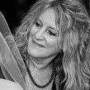 Meet your Posher, Paula